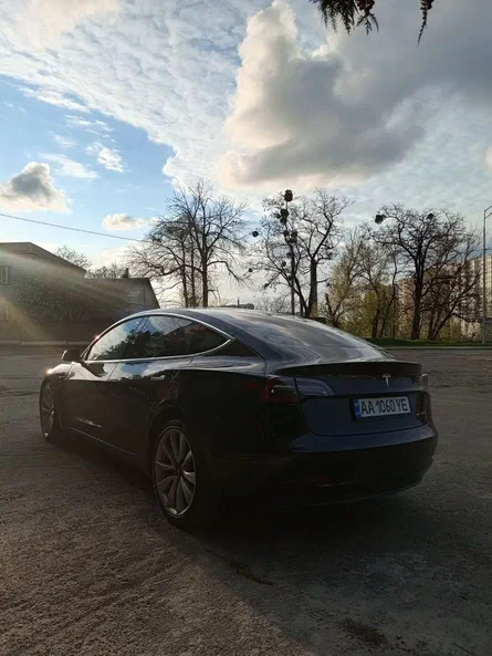 Tesla Model 3 2018 - 9