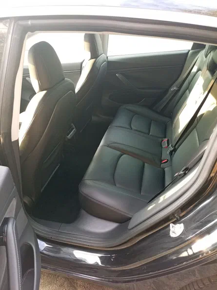 Tesla Model 3 2018 - 13