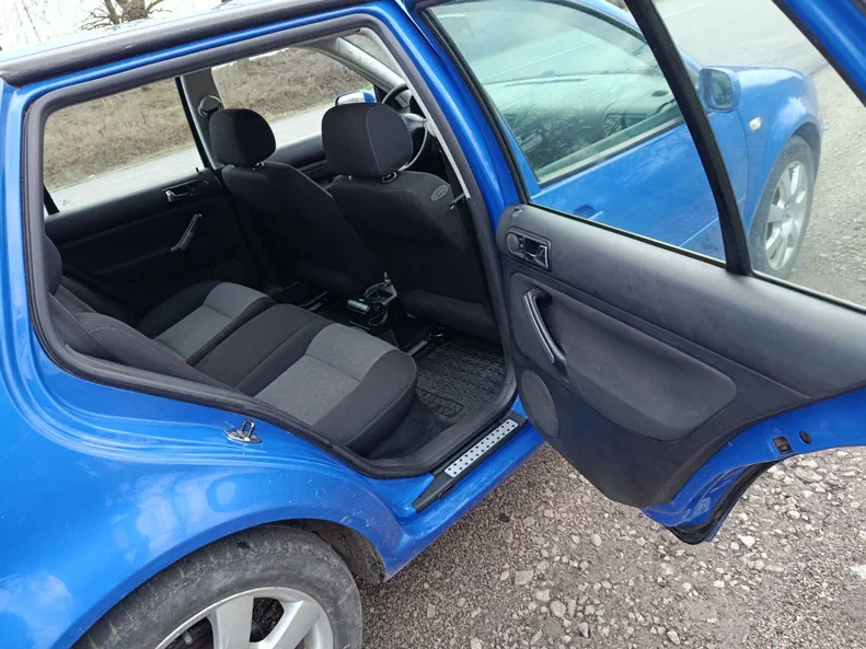 Volkswagen Golf 2003 - 3