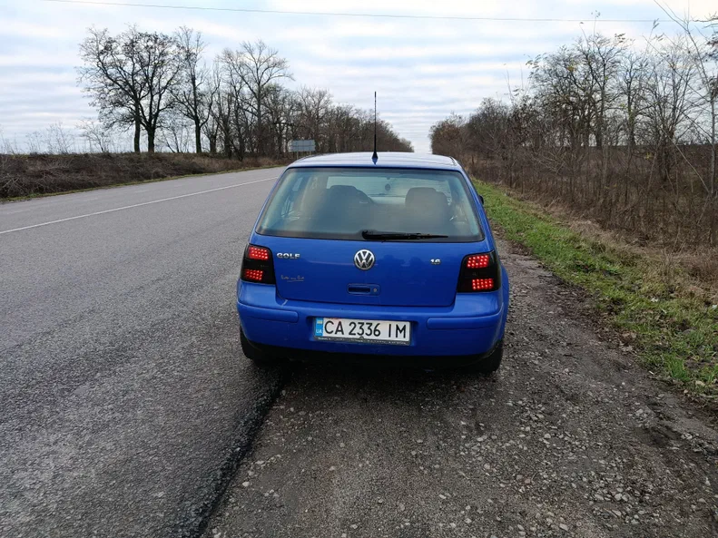 Volkswagen Golf 2003 - 2