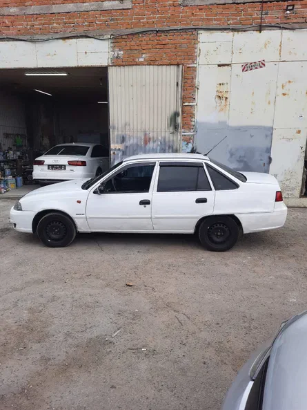 Daewoo Nexia 2012 - 0