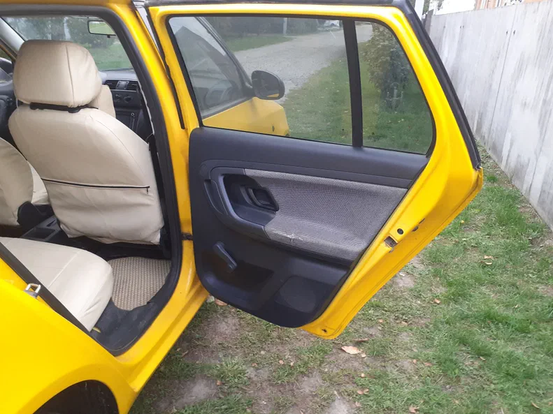 Skoda Fabia 2014 - 9