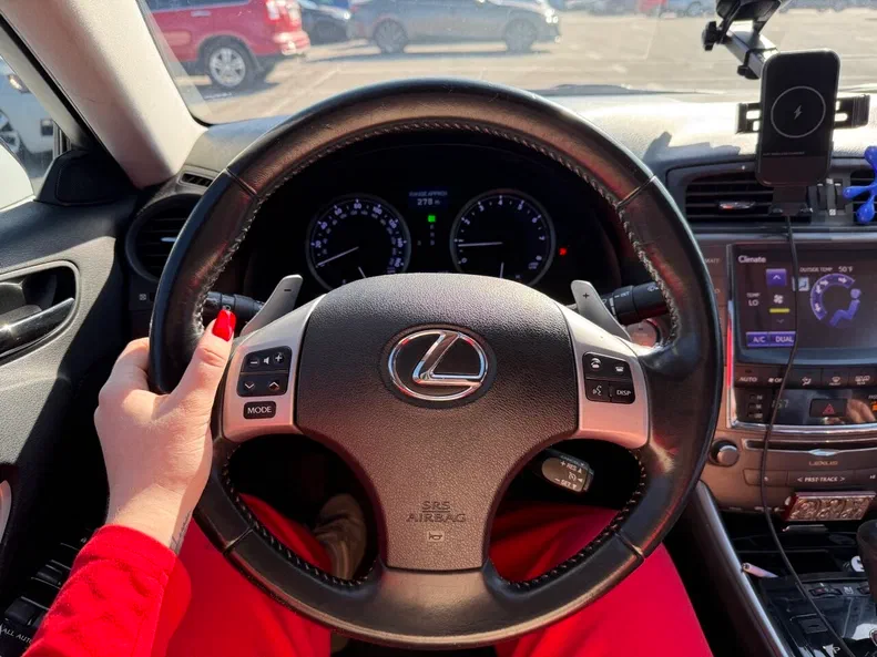 Lexus IS 2012 - 9