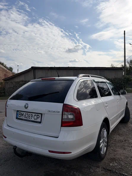 Skoda Octavia 2011 - 17