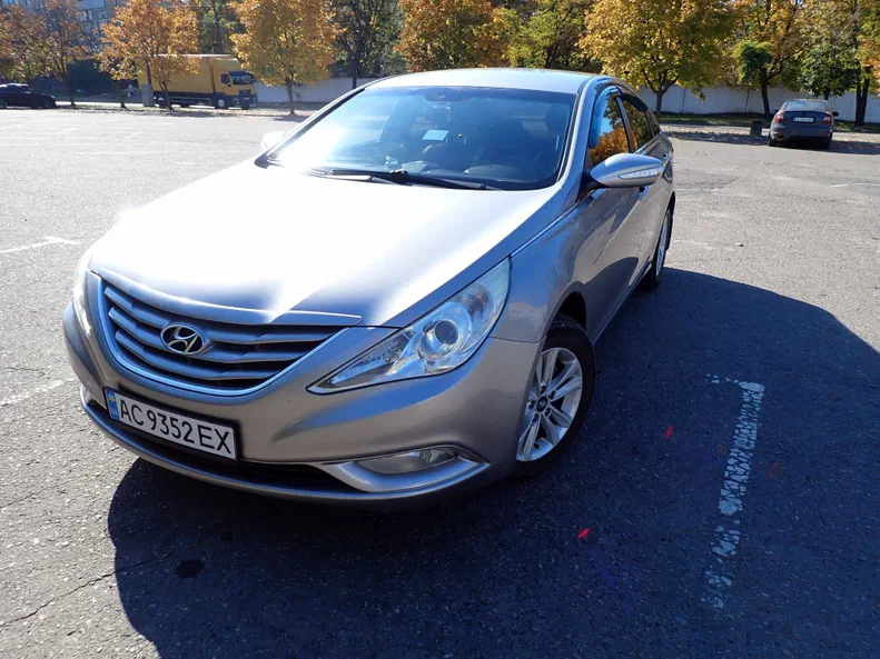 Hyundai Sonata 2010 - 7