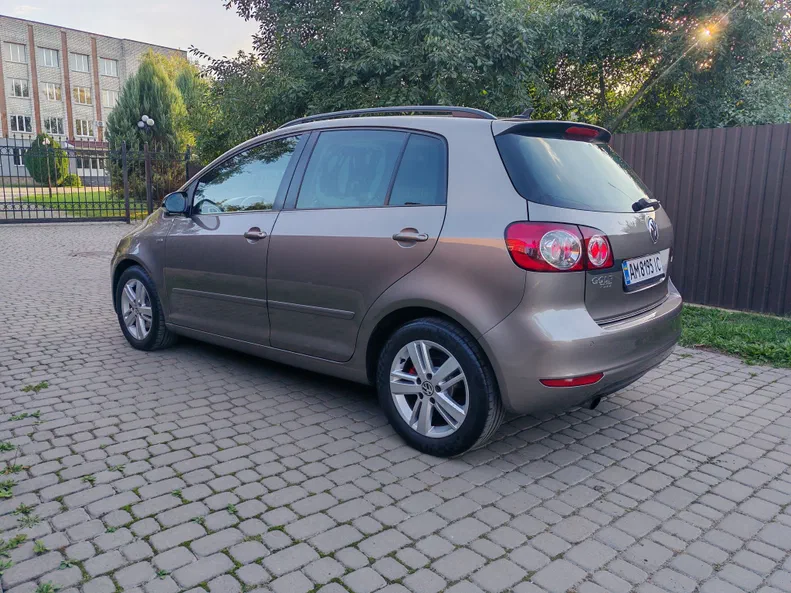 Volkswagen Golf Plus 2012 - 12