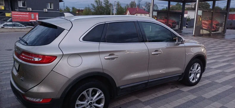 Lincoln MKC 2014 - 8