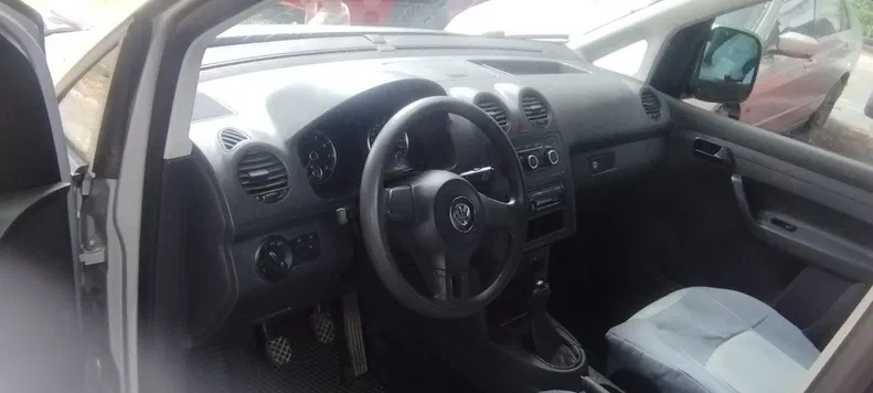 Volkswagen Caddy 2011 - 8