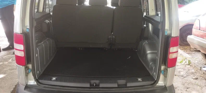 Volkswagen Caddy 2011 - 13
