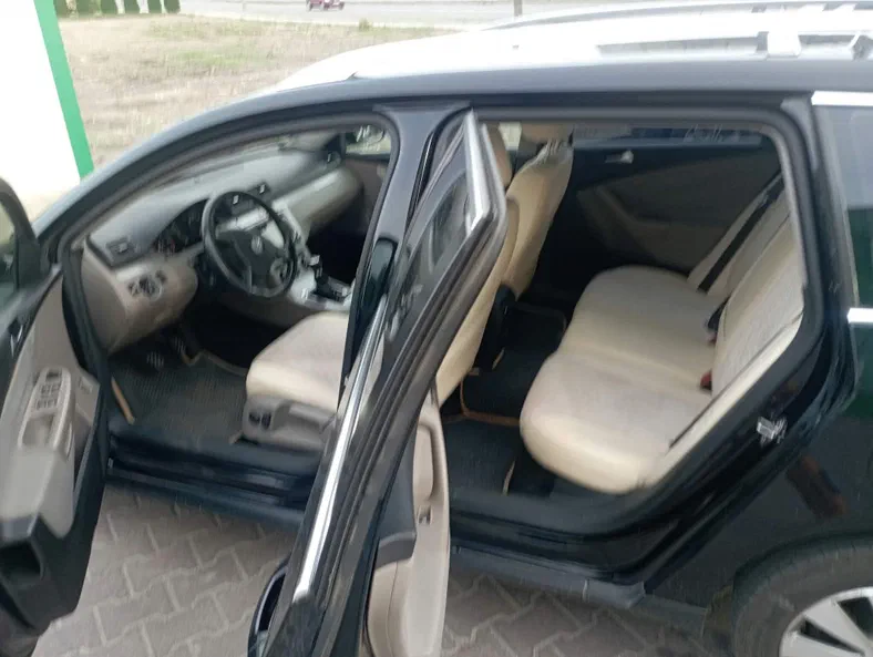 Volkswagen Passat 2009 - 9