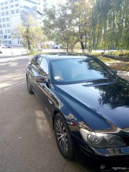 BMW 7 серія 2005 - 8