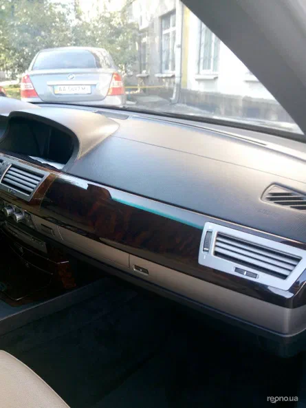 BMW 7 серии 2005