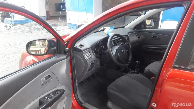 Kia Rio 2010 - 5