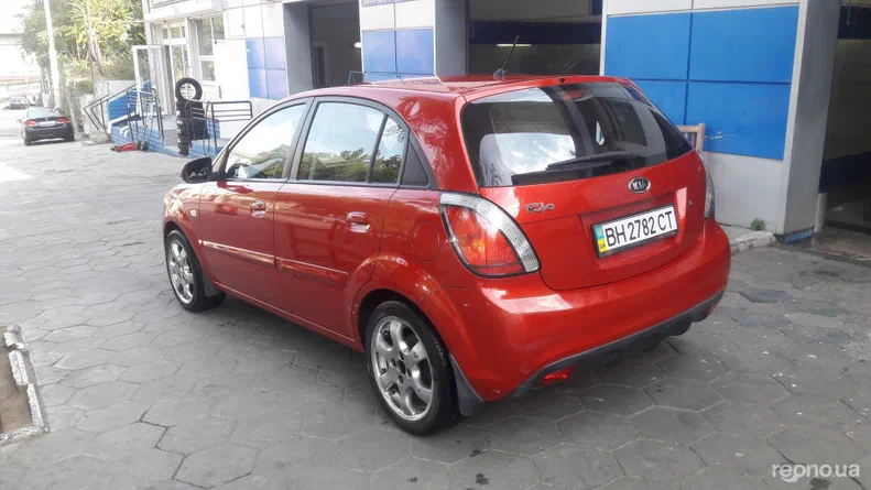 Kia Rio 2010