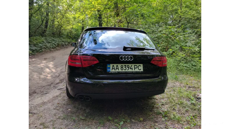 Audi A4 2010 - 6