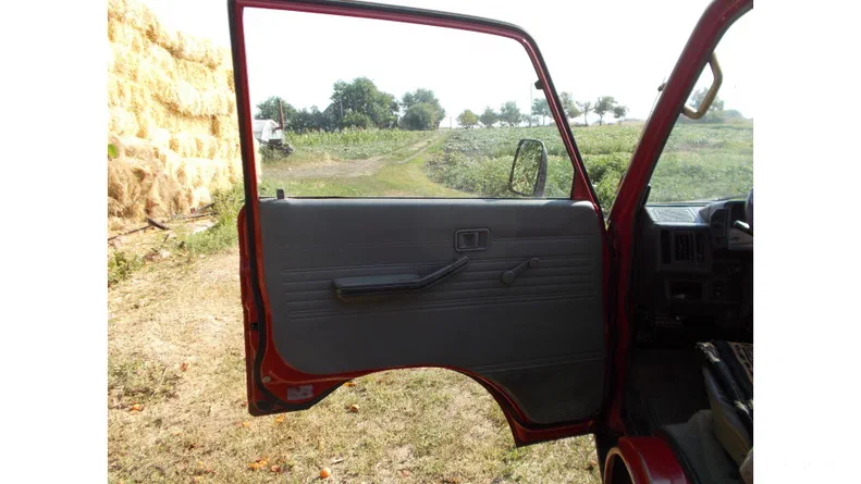 Mazda E-Series 1994 - 11