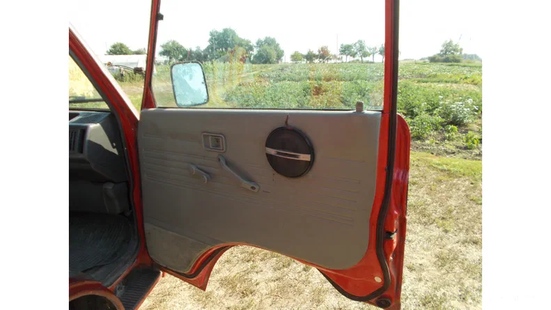 Mazda E-Series 1994 - 23