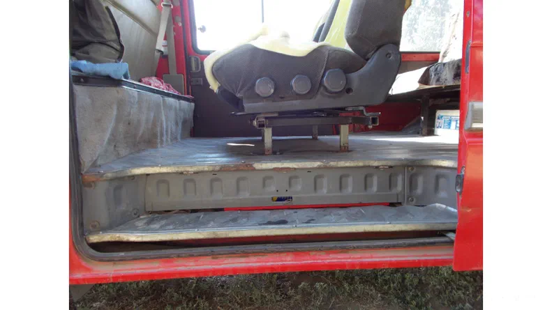 Mazda E-Series 1994 - 15