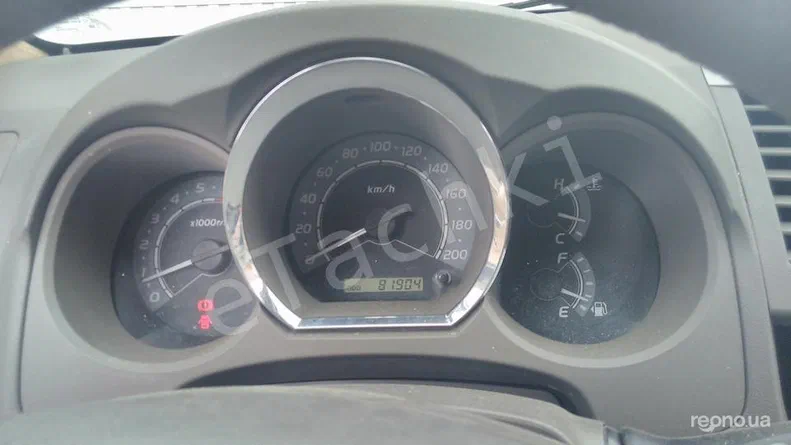 Toyota Fortuner 2011