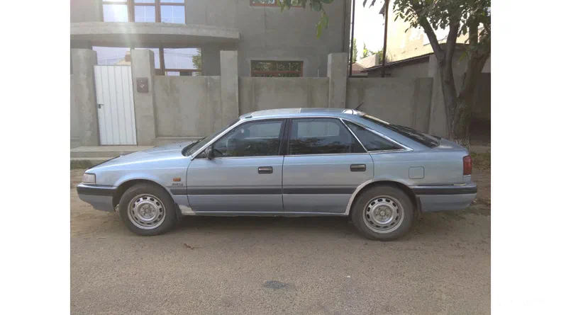 Mazda 626 1988