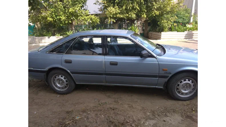 Mazda 626 1988
