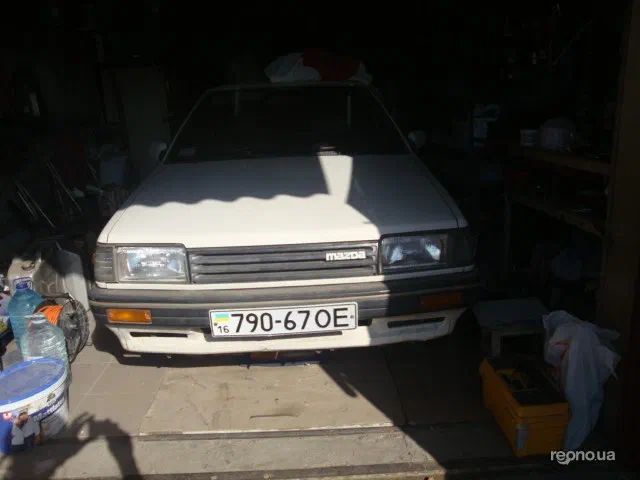 Mazda Familia 1985