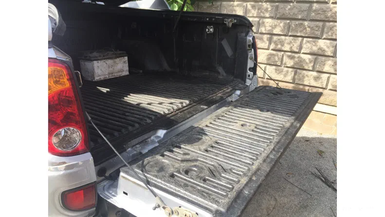 Mitsubishi L200 2007 - 9