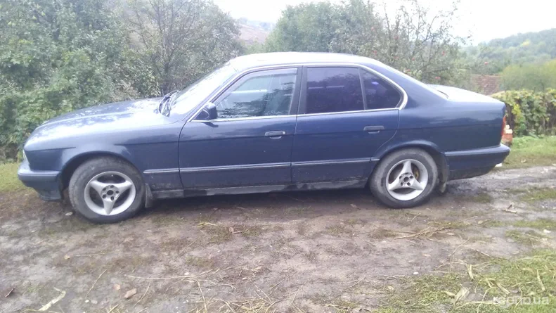 BMW 5 серии 1992