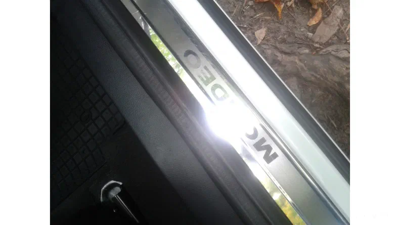 Ford Mondeo 2012 - 12