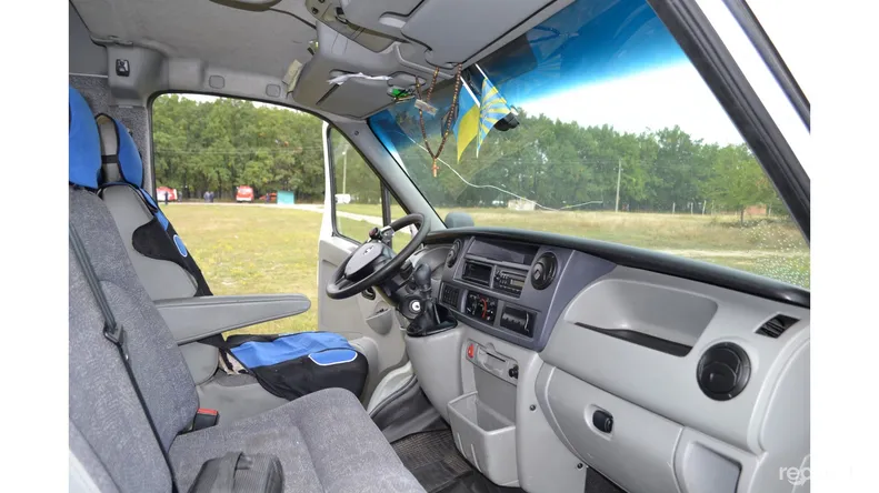 Renault Master пасс. 2010 - 8