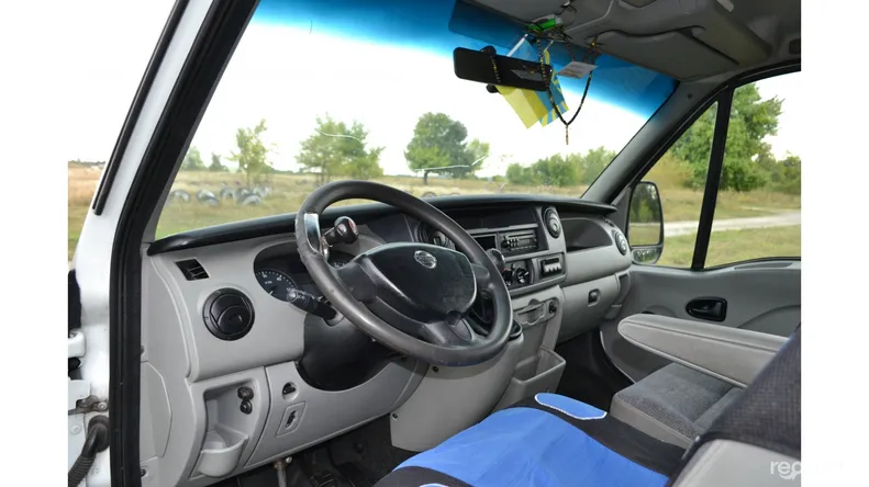 Renault Master пасс. 2010 - 48