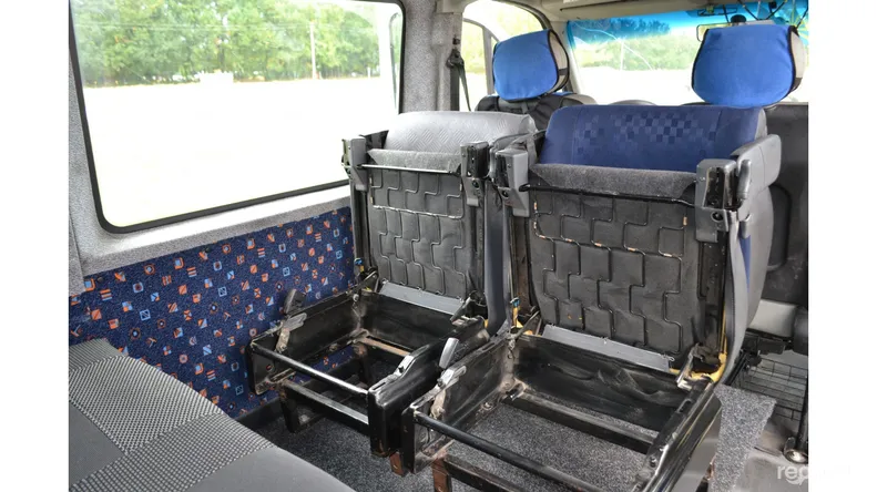 Renault Master пасс. 2010 - 21