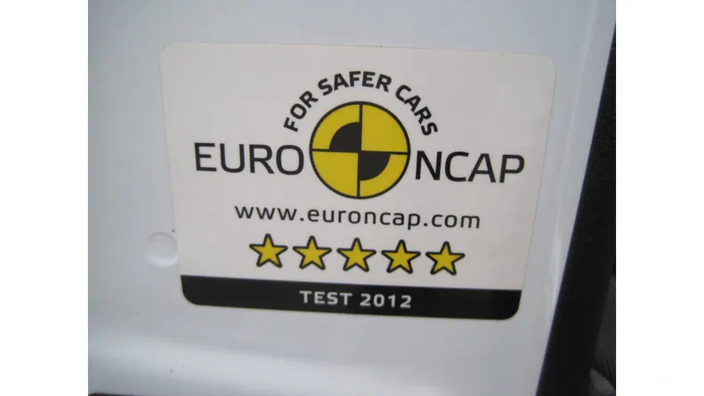 Ford B-MAX 2015 - 21