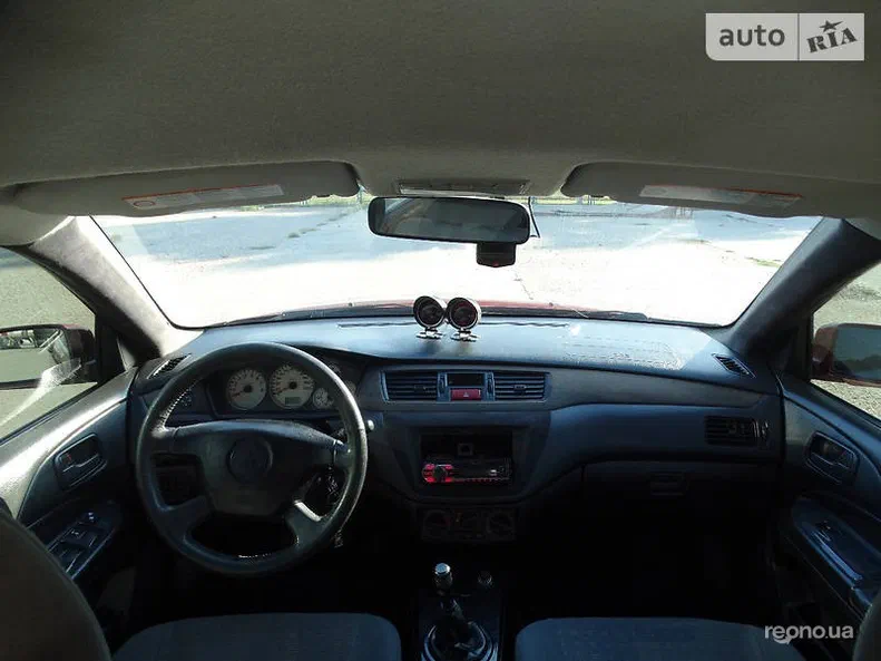 Mitsubishi Lancer 2005 - 8