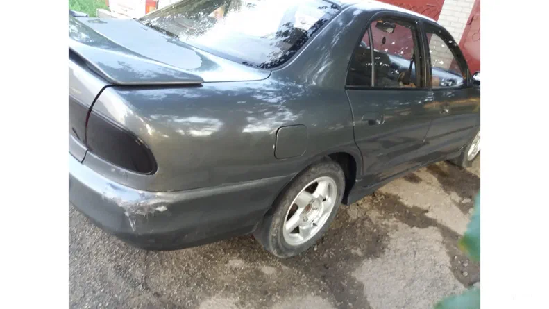 Mitsubishi Galant 1993 - 12