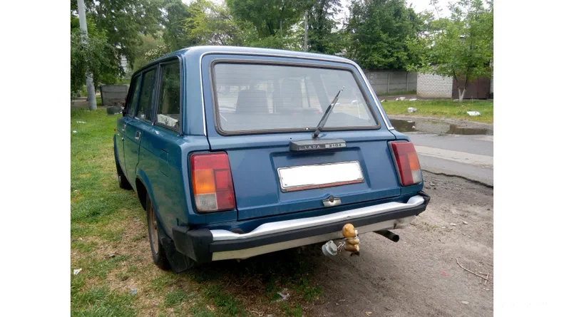Lada (ВАЗ) 2104 2001