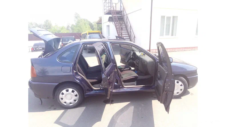 Volkswagen Polo 1997 - 6