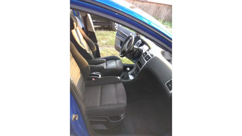 Peugeot 307 2004 - 6