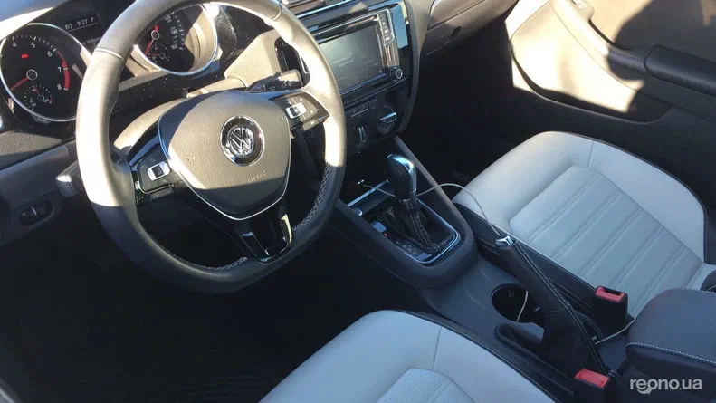Volkswagen Jetta 2016