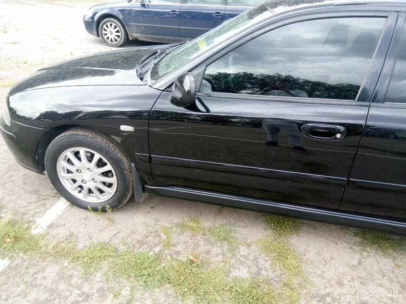 Mitsubishi Carisma 2005