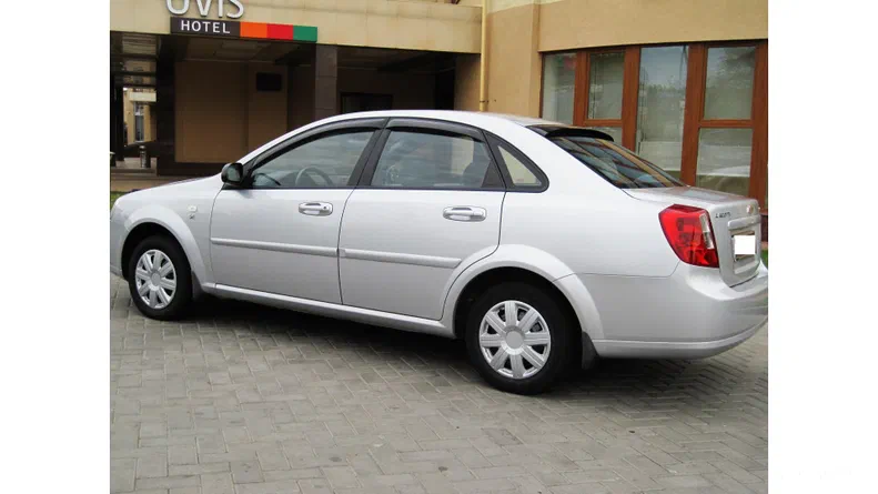 Chevrolet Lacetti 2008 - 3