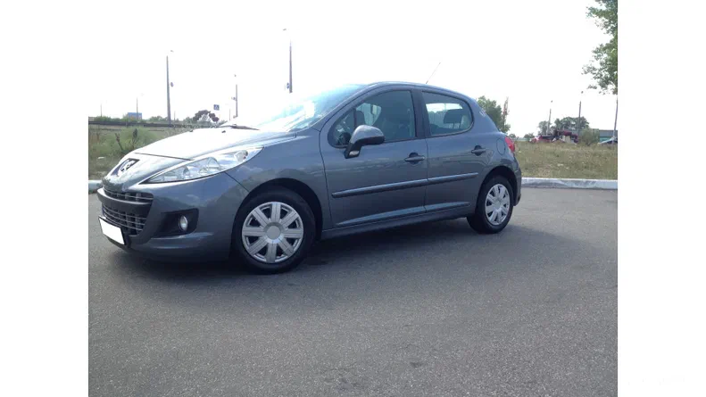 Peugeot 207 2011