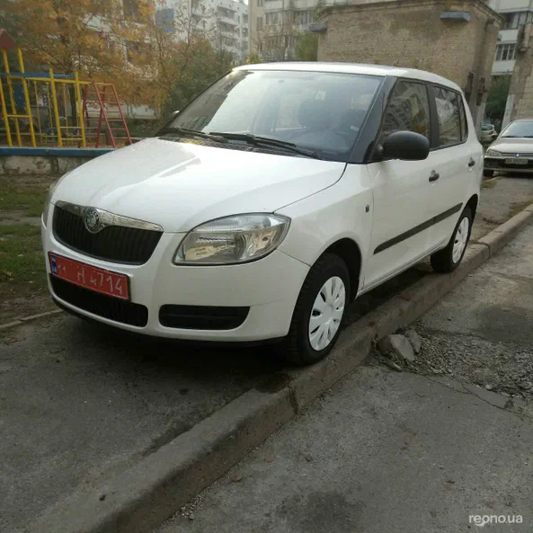 Skoda Fabia 2008 - 9