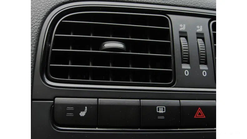 Volkswagen Polo 2014 - 12