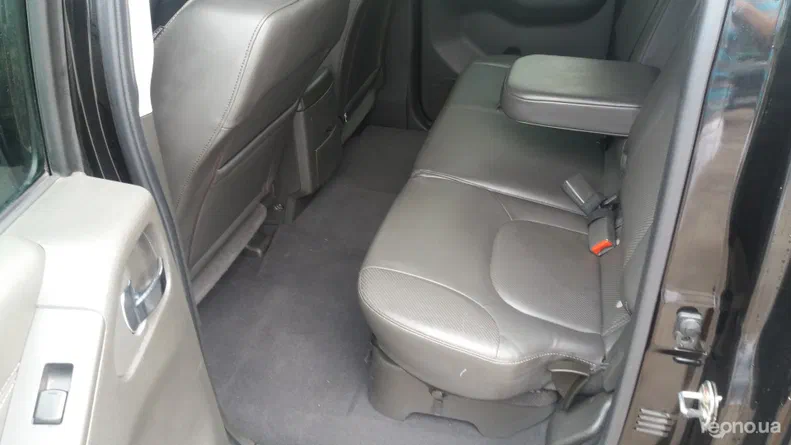 Nissan Navara (Frontier) 2011 - 7