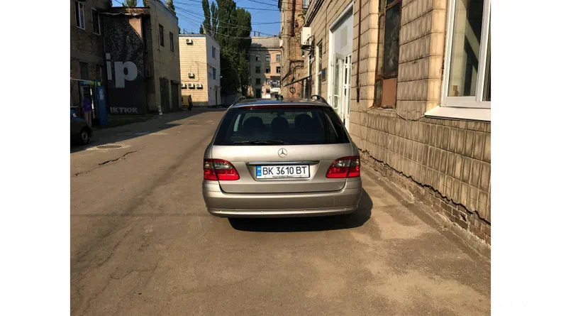 Mercedes-Benz E-Клас 2008 - 46