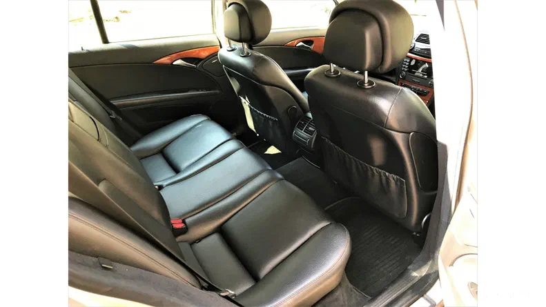 Mercedes-Benz E-Клас 2008 - 9