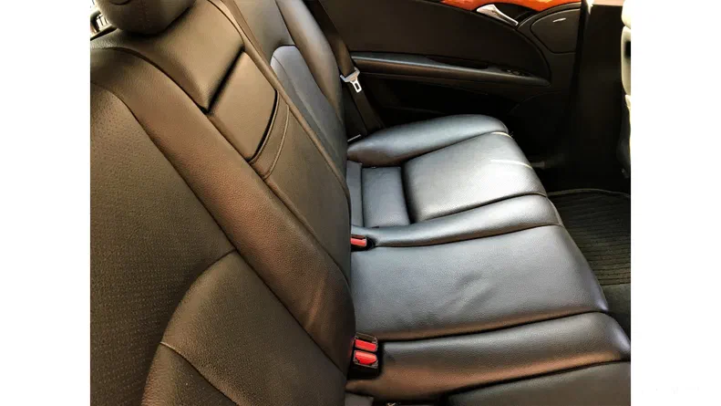 Mercedes-Benz E-Клас 2008 - 40