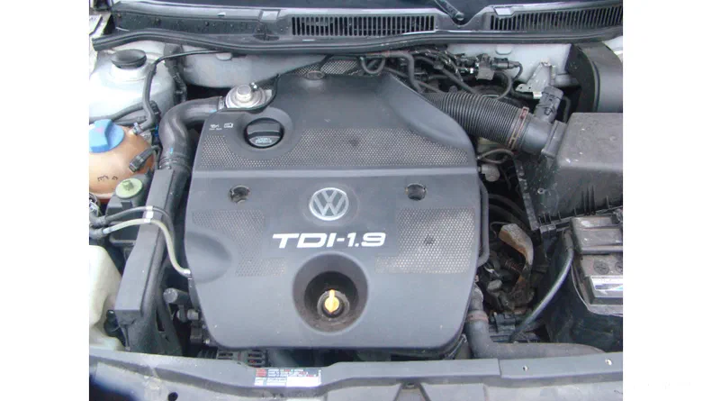 Volkswagen Golf 2000 - 7