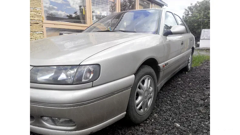 Renault Safrane 1998